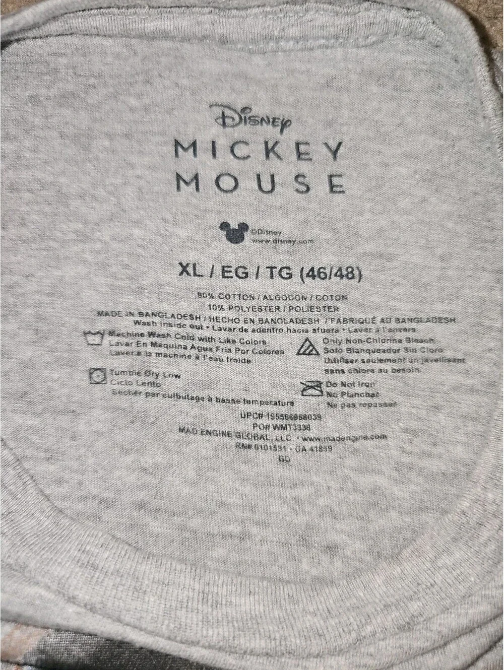 Disney 100 Retro Mickey Mouse graphic t-shirt Size XL (217)